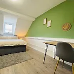 Luva Homes Center, Free Private Parking קרלסרוהה