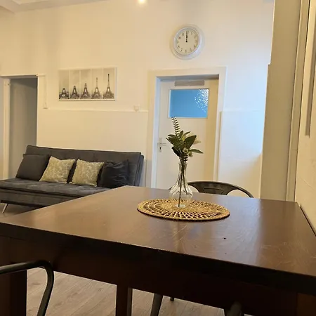 公寓 Luva Homes Center, Free Private Parking *
